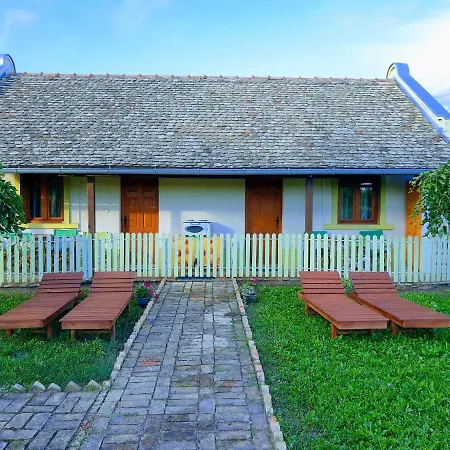 Villa Diiva Curug Exterior foto
